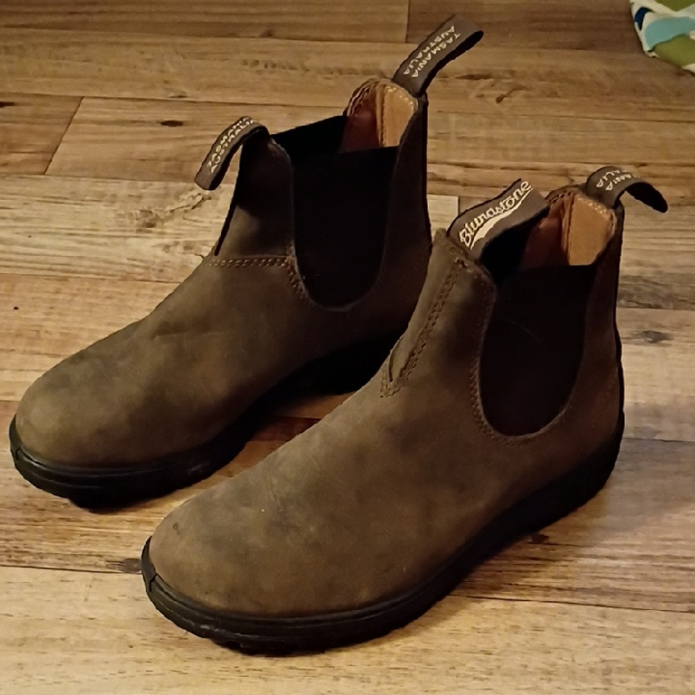 Blundstone Dark Brown Chelsea Boots